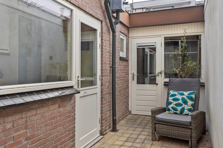 Foto 20 van Waldeck Pyrmontstraat 38