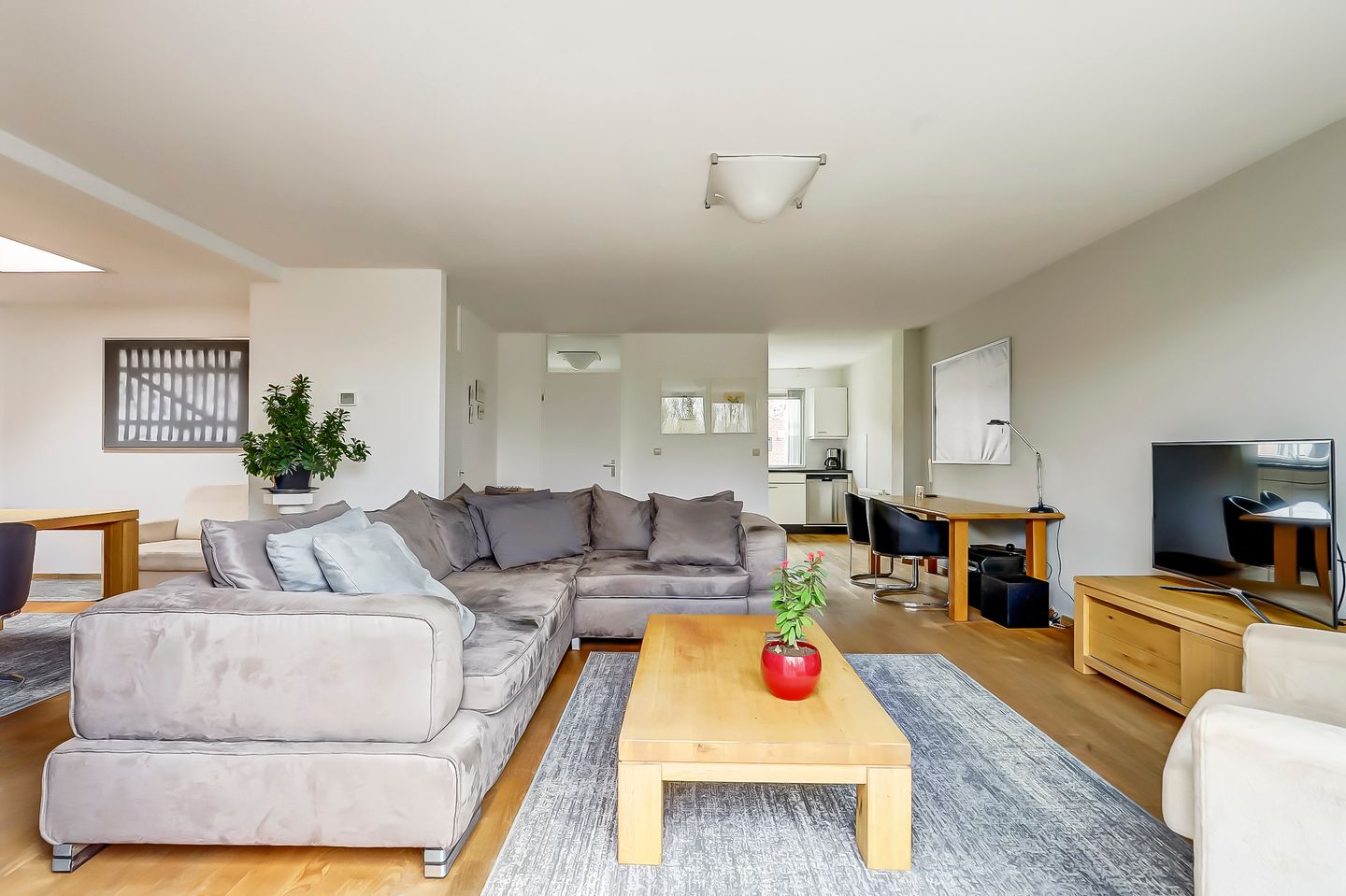 Foto 5 van Indira Gandhilaan 39