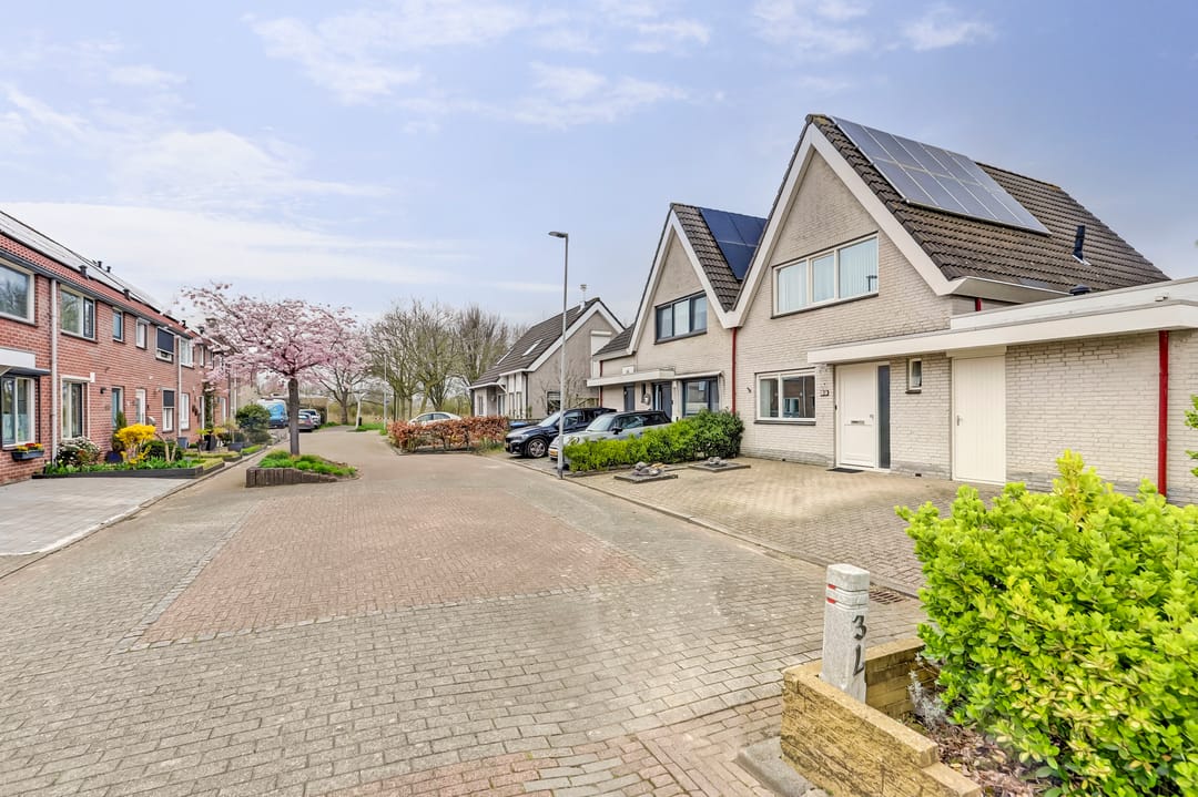 Foto 1 van Indira Gandhilaan 39