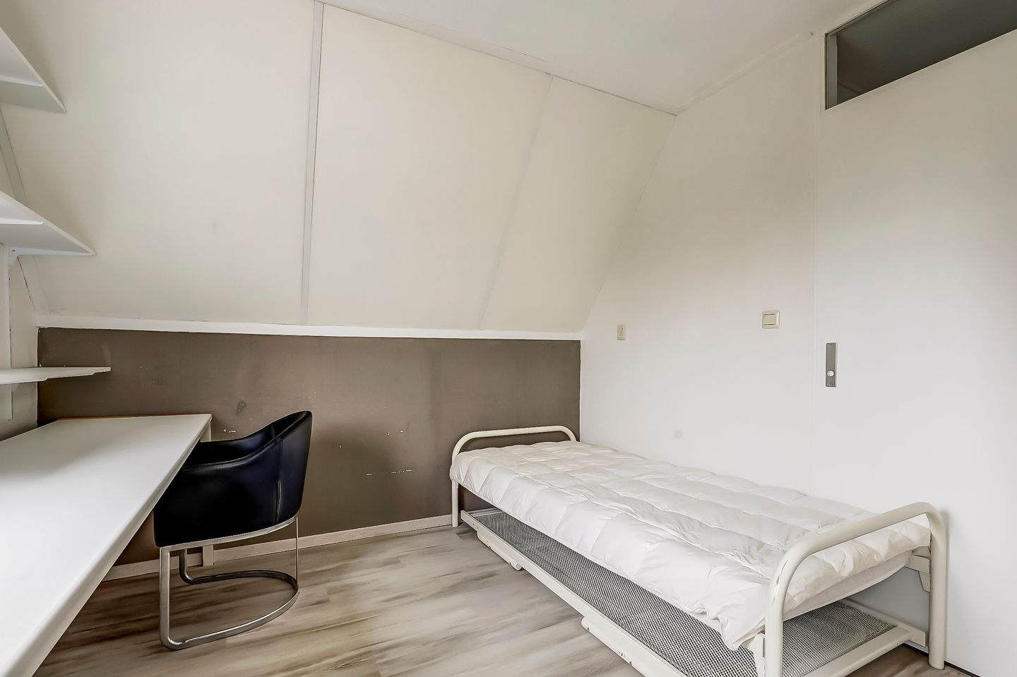 Foto 20 van Indira Gandhilaan 39