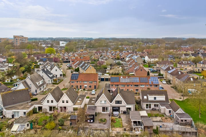 Foto 36 van Indira Gandhilaan 39