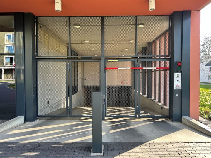 Photo 3 of Polvertorenstraat