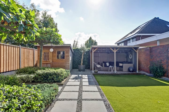 Foto 4 van Zilveresdoorn 42