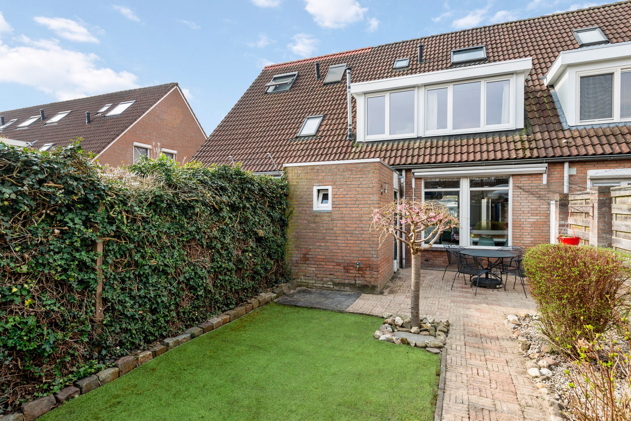 Photo 48 of van Goyenstraat 32