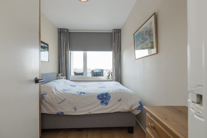 Photo 11 of Rijnmond 178