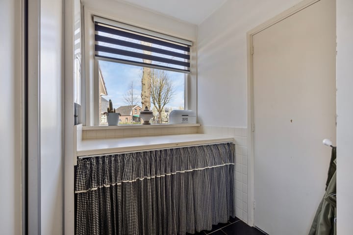 Foto 23 van Burgemeester Posweg 32-B