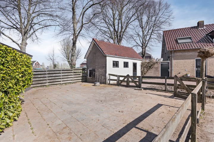 Foto 41 van Burgemeester Posweg 32-B