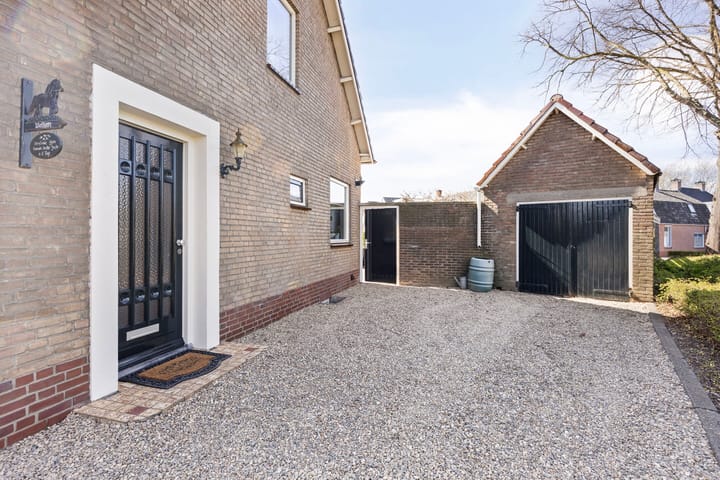 Foto 44 van Burgemeester Posweg 32-B