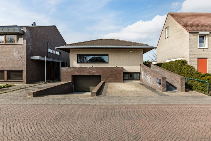 Foto 3 van Holthuysenweg 3