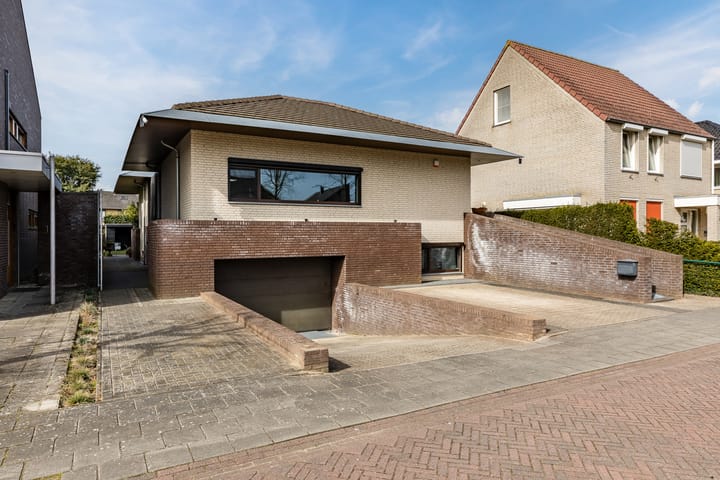 Foto 4 van Holthuysenweg 3