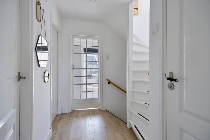 Foto 18 van Kanaalweg 9