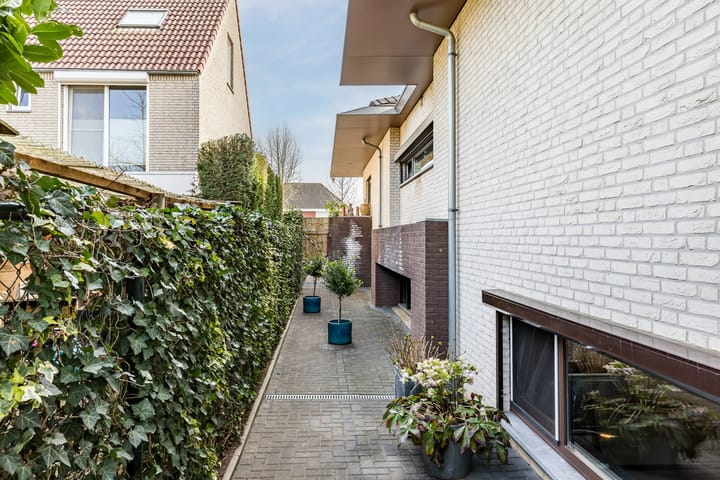 Foto 78 van Holthuysenweg 3