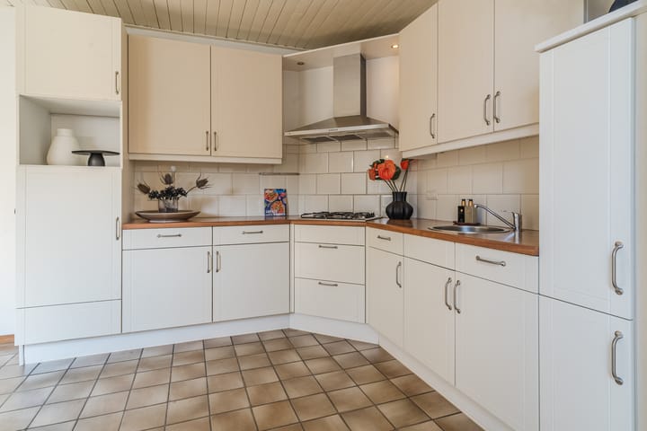 Foto 13 van Burg. Van den Oeverstraat 2