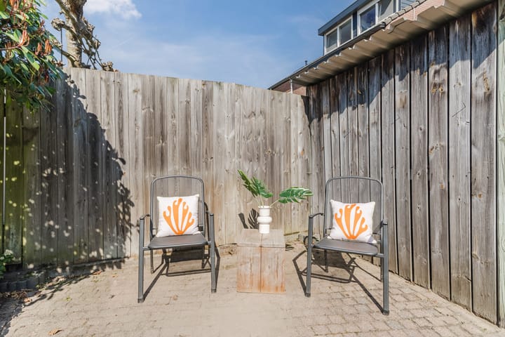 Foto 28 van Burg. Van den Oeverstraat 2