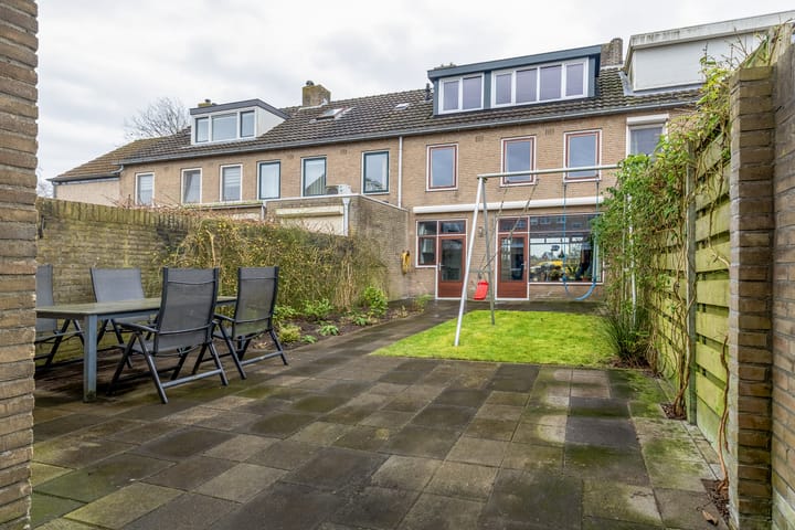 Photo 62 of Bronkhorststraat 11