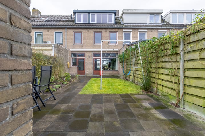 Photo 63 of Bronkhorststraat 11