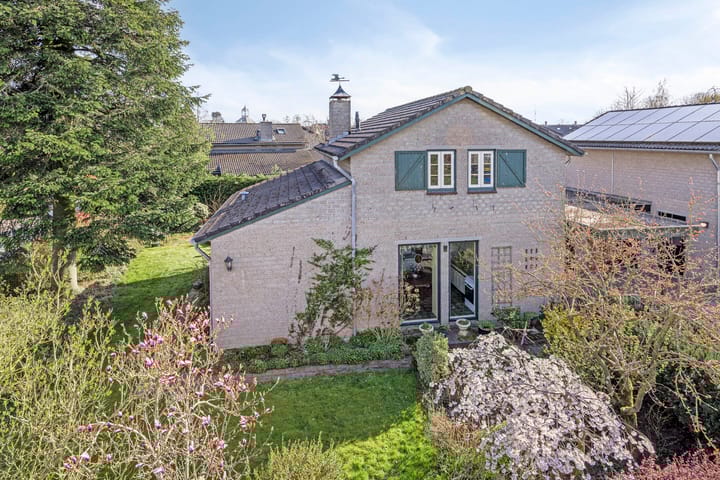 Photo 43 of Wethouder Marcuslaan 14