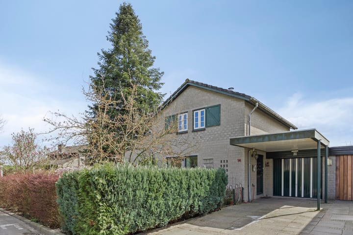 Photo 44 of Wethouder Marcuslaan 14