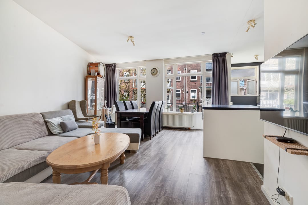 Photo 2 of Edisonstraat 14-B