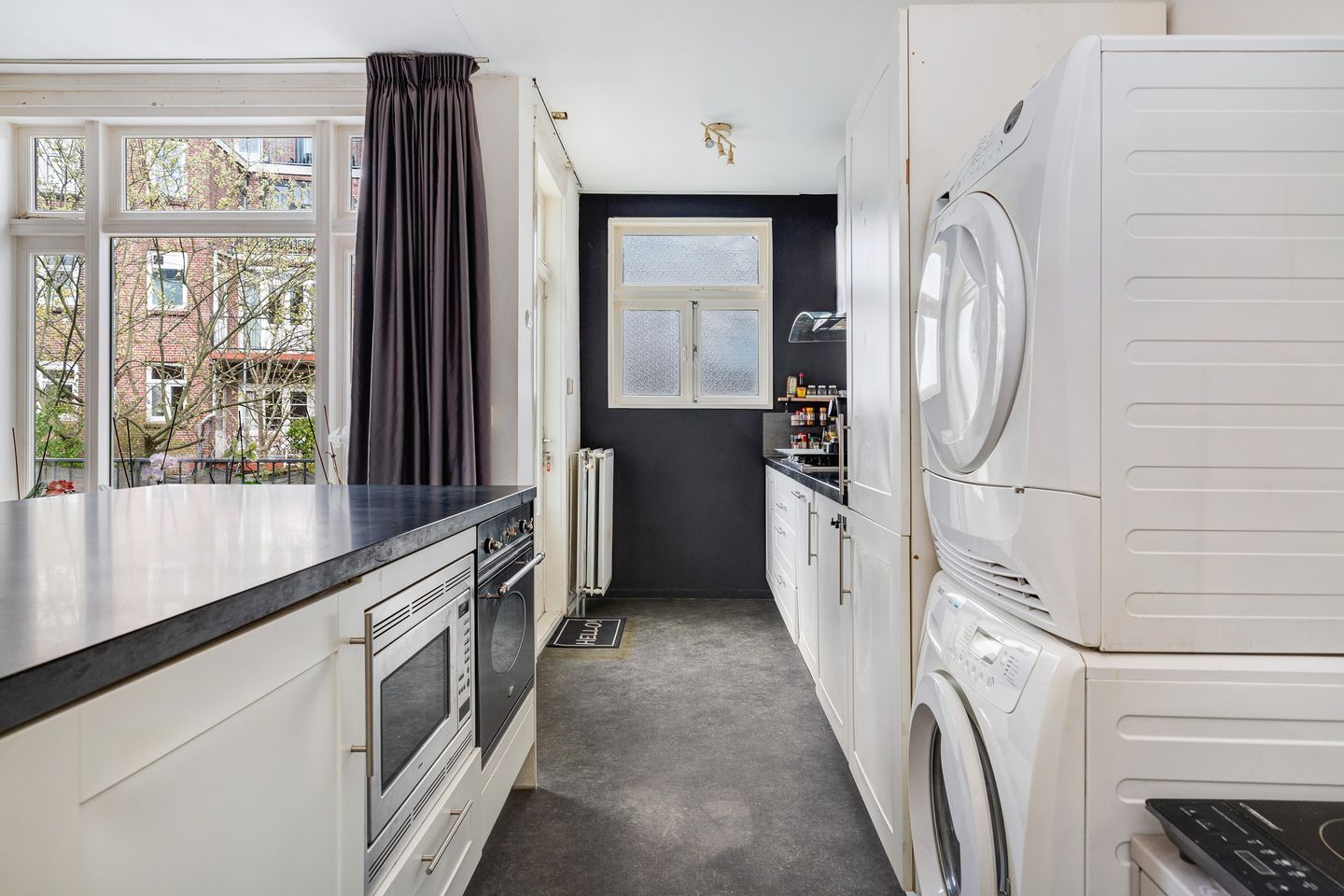 Photo 10 of Edisonstraat 14-B