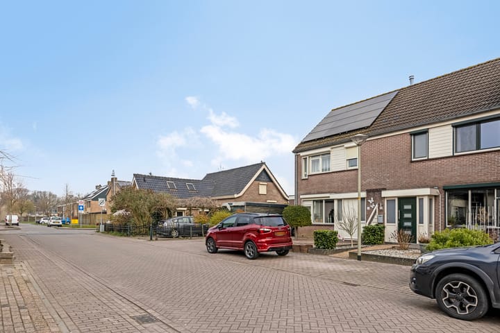 Foto 35 van Dennenstraat 3