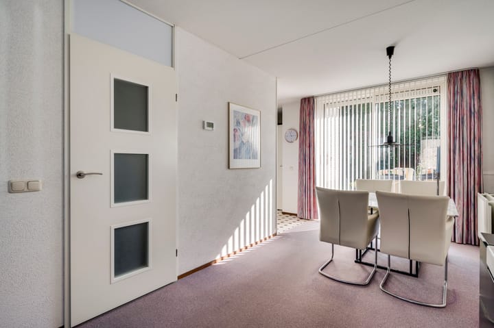 Photo 9 of Brededwarsstraat 56