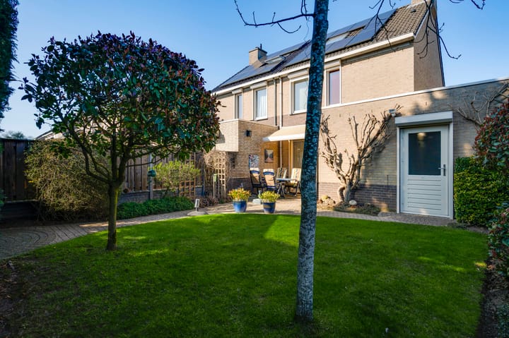 Photo 19 of Brededwarsstraat 56