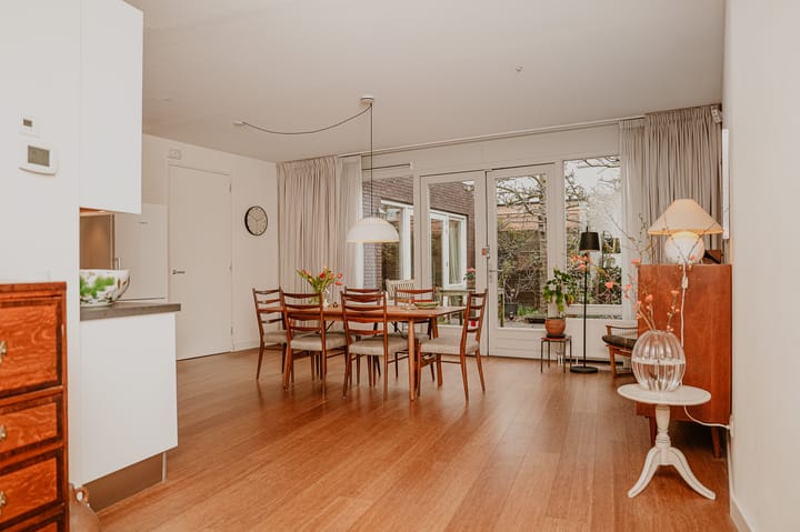 Photo 13 of Dokter Kochstraat 7