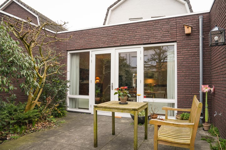 Photo 33 of Dokter Kochstraat 7