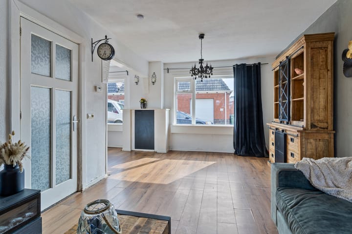 Foto 16 van Marcus Buschstraat 61