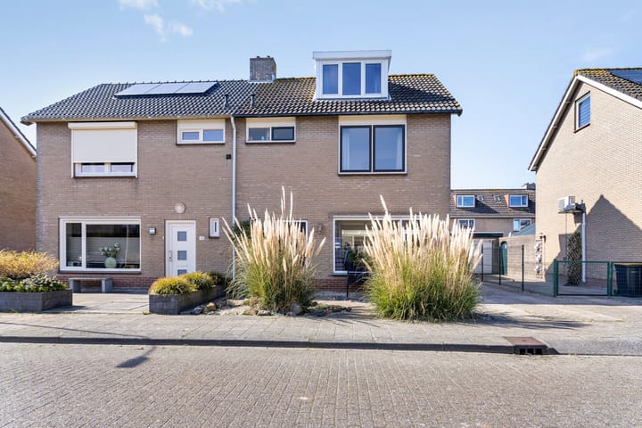 Foto 4 van Kamillestraat 14