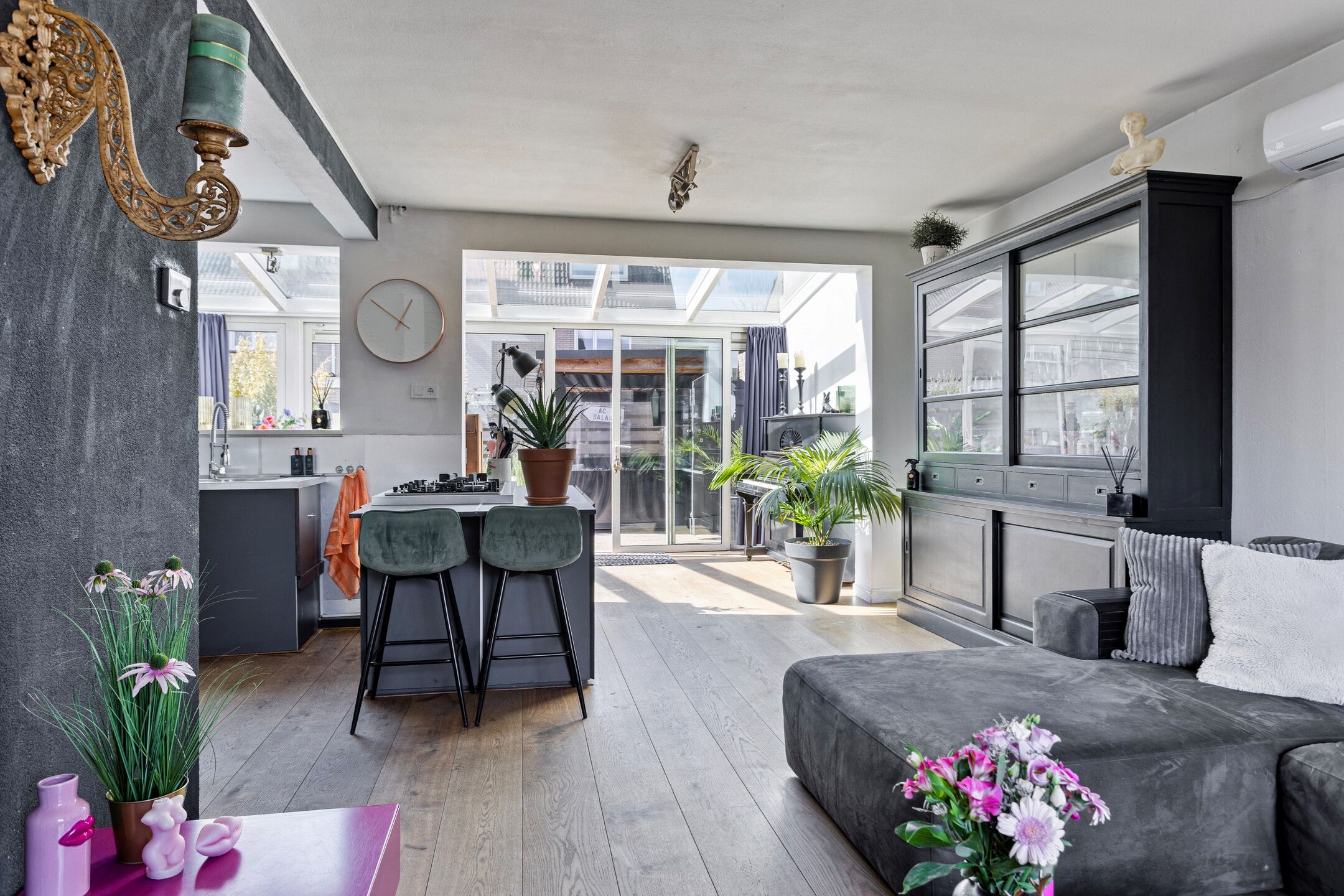 Foto 6 van Kamillestraat 14