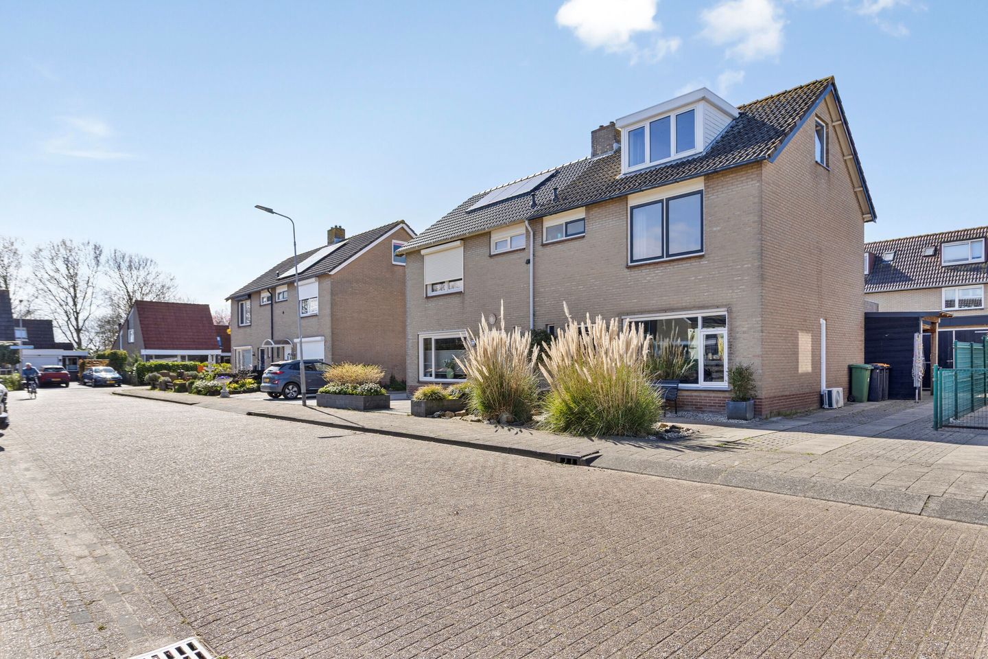 Foto 25 van Kamillestraat 14