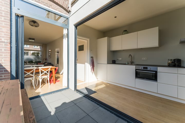 Foto 21 van Ferdinand Bolstraat 11