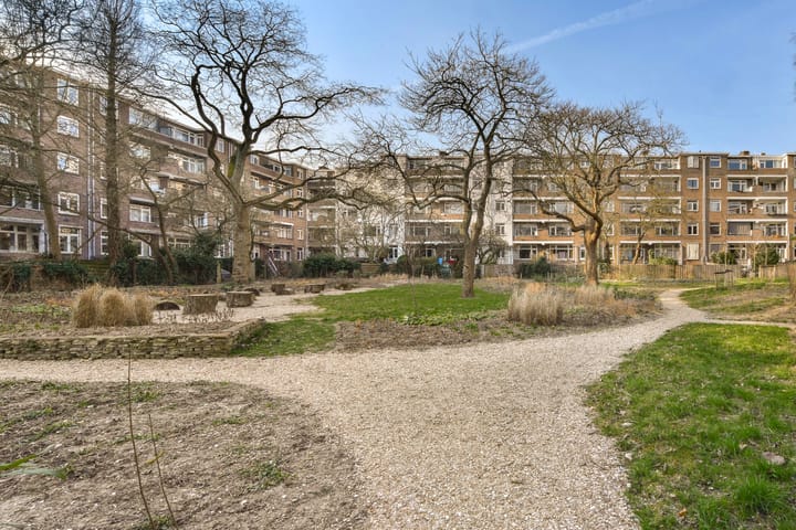 Foto 19 van Stadhoudersweg 120-D