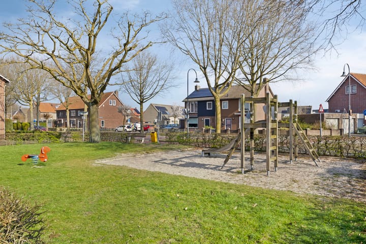Foto 42 van Korenbloemstraat 13