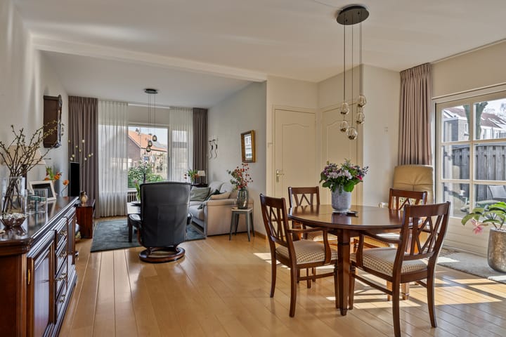 Foto 2 van Korenbloemstraat 13