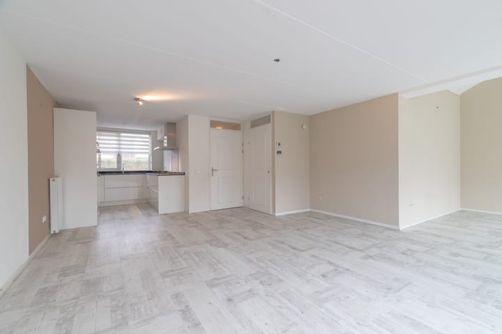 Foto 20 van Spits 12