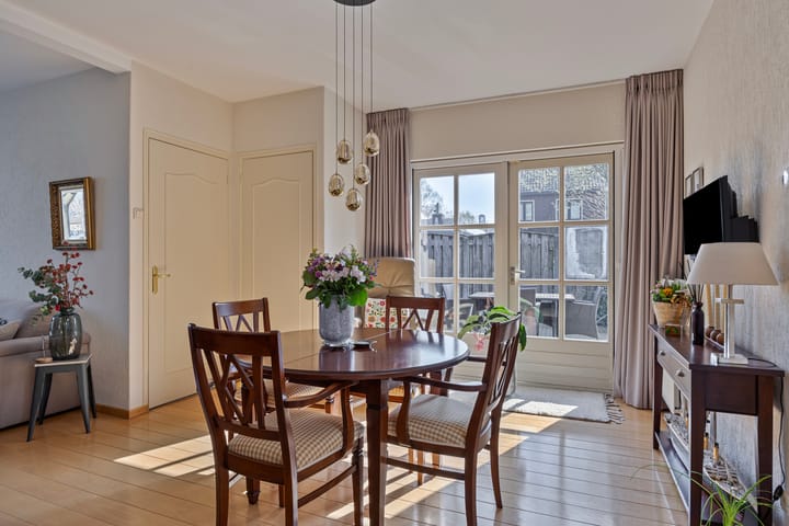 Foto 14 van Korenbloemstraat 13