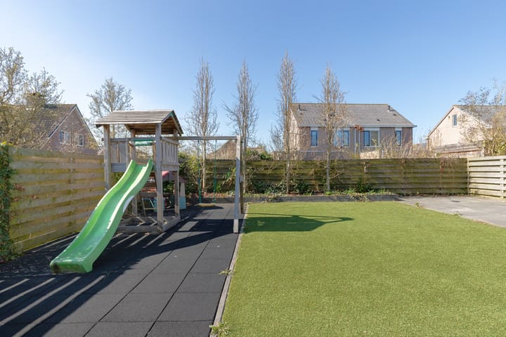 Foto 29 van Spits 12