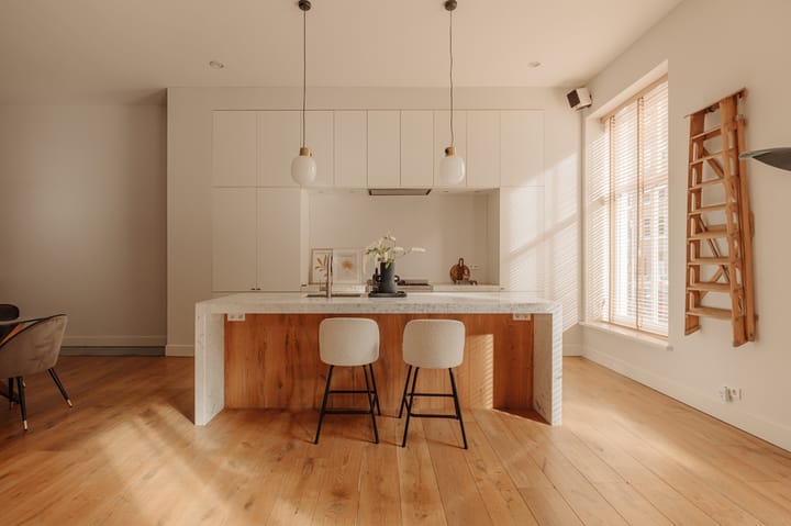 Photo 10 of Spaarndammerstraat 9-A