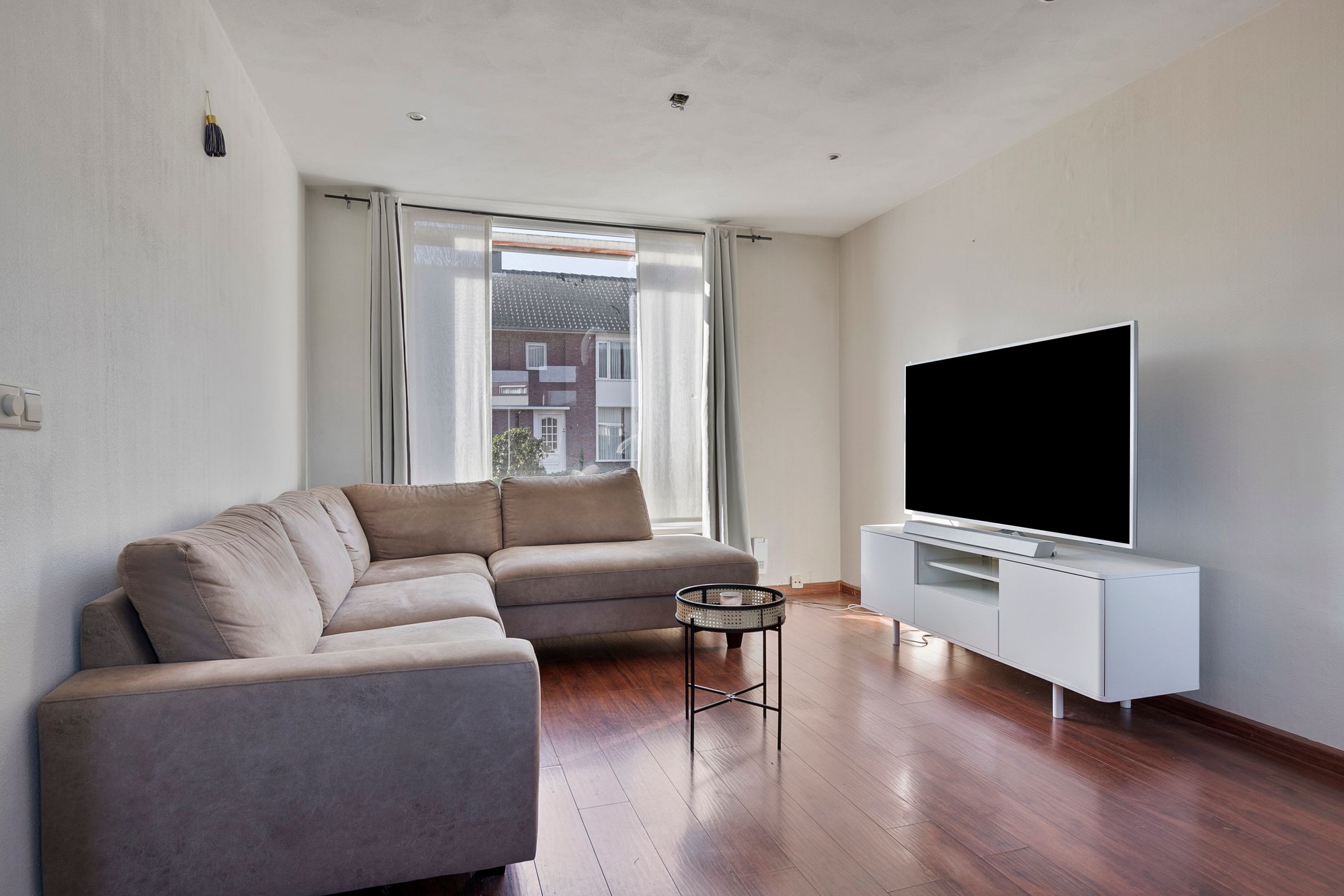 Foto 3 van Den Haas 9