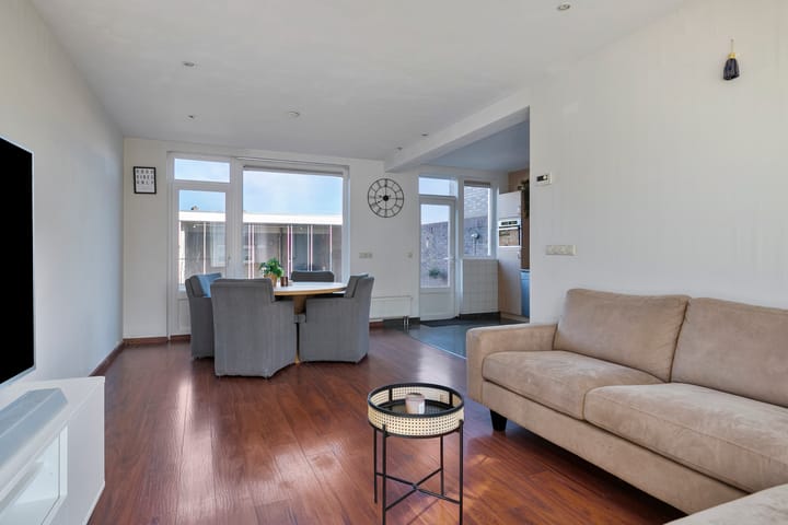 Foto 4 van Den Haas 9