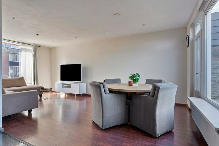 Foto 5 van Den Haas 9