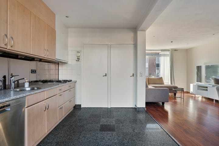 Foto 8 van Den Haas 9