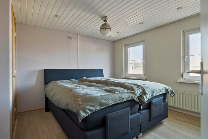 Foto 10 van Den Haas 9