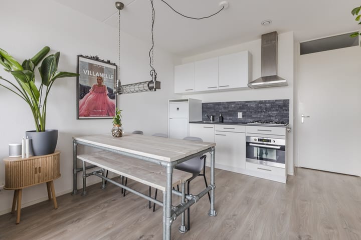 Foto 10 van Pieter van Musschenbroekstraat 187