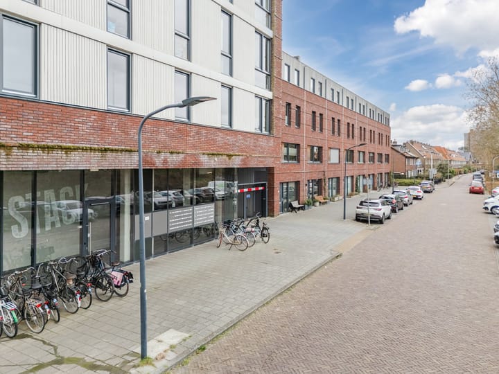 Foto 34 van Pieter van Musschenbroekstraat 187