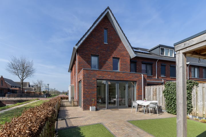 Foto 28 van Schoolstraat 45