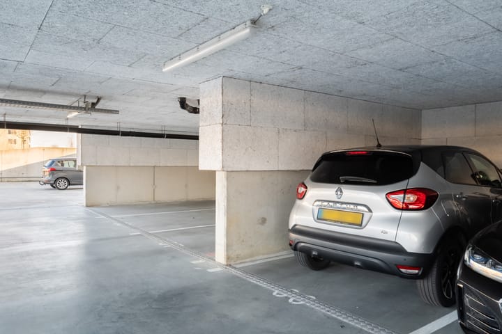 Photo 40 of Aziëlaan 379